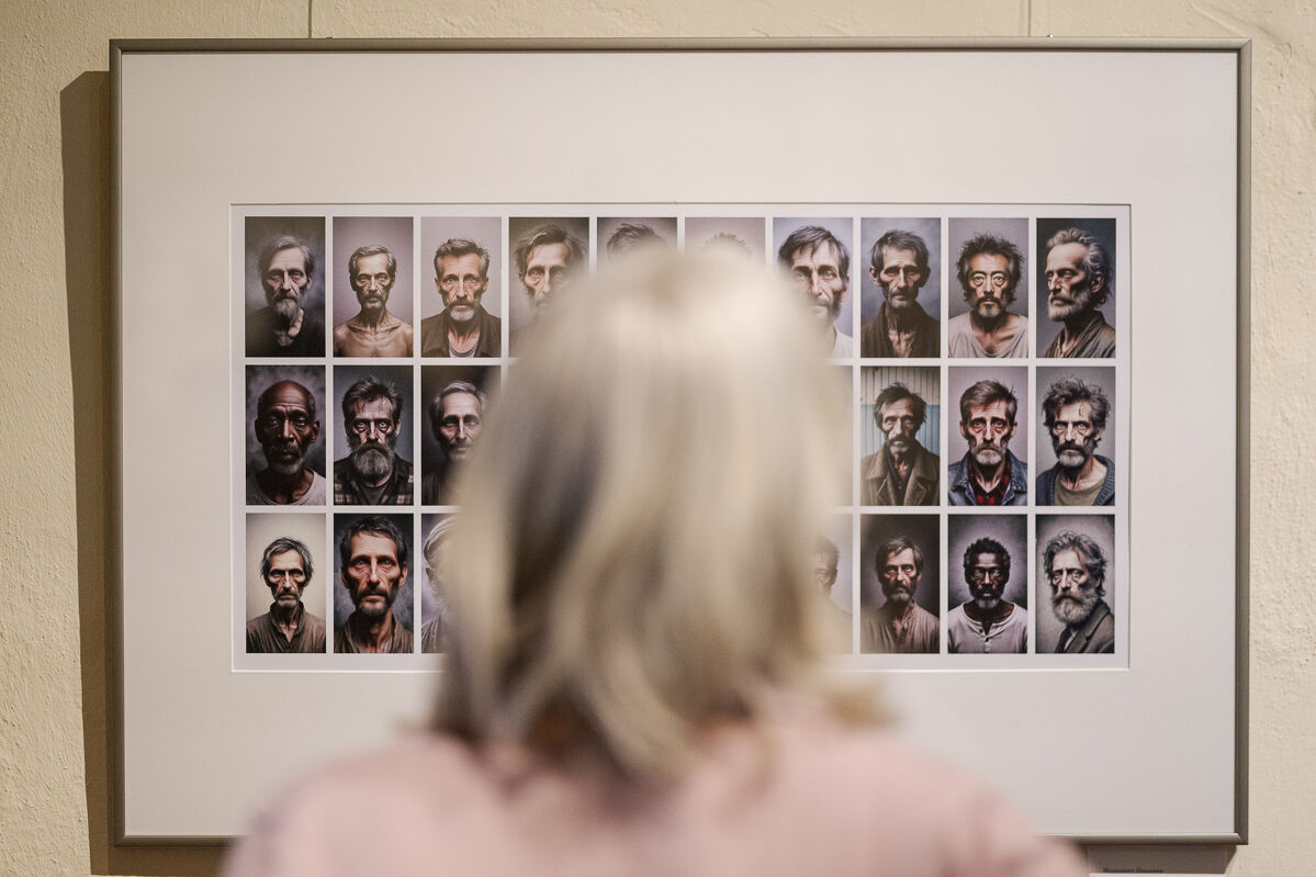 KI-generierte Grafiken, Um den Grad der Fiktion der Bildnisse Jacob Böhmes in eine aktuelle Form zu übersetzen, wurde Abraham von Franckenbergs knappe Beschreibung von Böhmes Aussehen in den KI-Bildgenerator Microsoft Designer eingegeben.