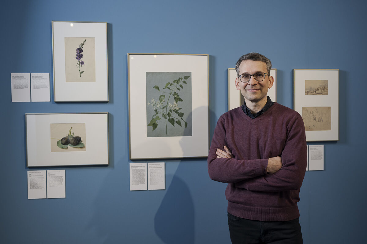 Kurator Kai Wenzel in der Sonderausstellung »Traumzeit«, Foto: Pawel Sosnowski